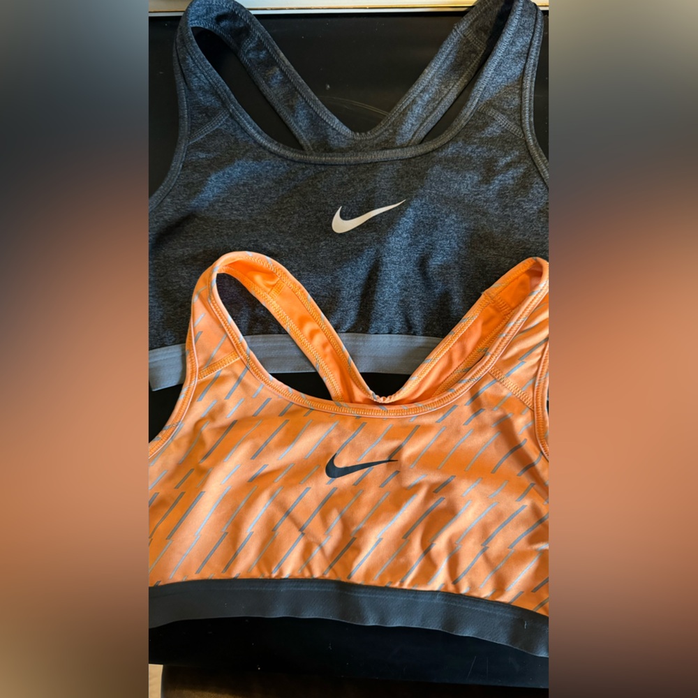 Nike Sports Bra's bundle